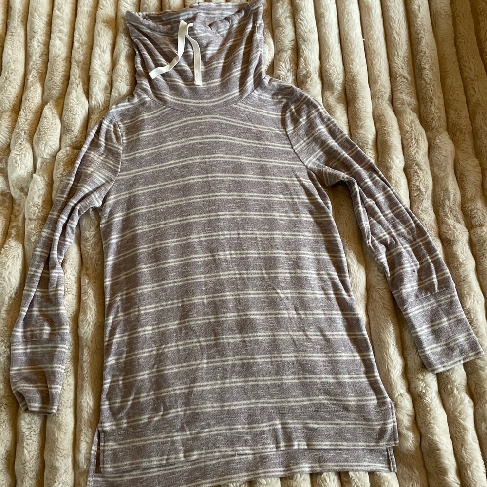 Olive & Oak - cozy lounge top Sz M